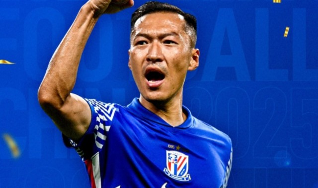 12球8助攻！37岁吴曦获金球奖，韦世豪发动态：全黑背景+偷感BGM