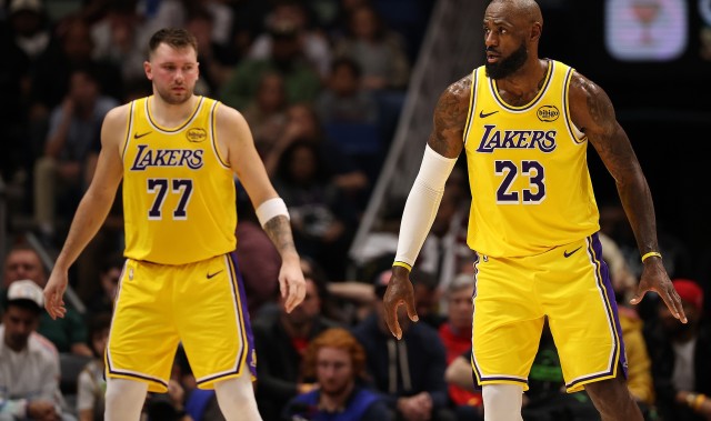 洛杉矶德比失利！湖记失眠：若湖人能像下半场那么防就会好很多