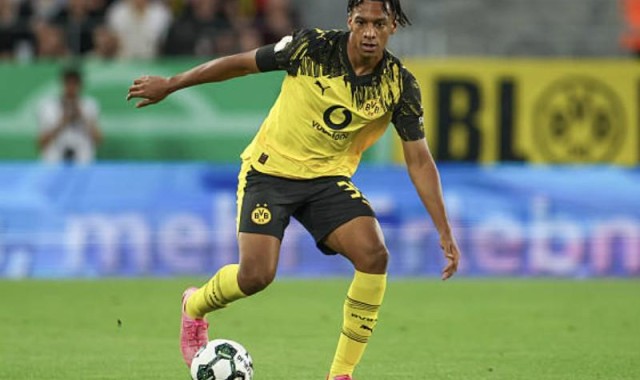 开云APP-德媒：由于安塞尔米诺离队，多特搁置外租菲利波-马内的计划