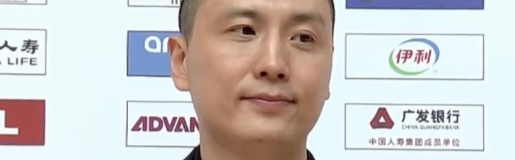 开云体育下载-卢伟：开局思想不太重视，靠王哲林、洛夫顿冲击内线拿下比赛