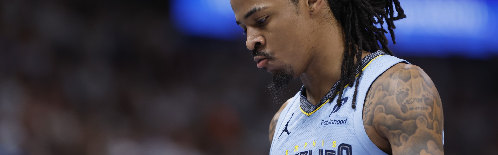 开云电脑版-薪资专家：预计莫兰特在交易截止日后会留队 除非灰熊降低要价